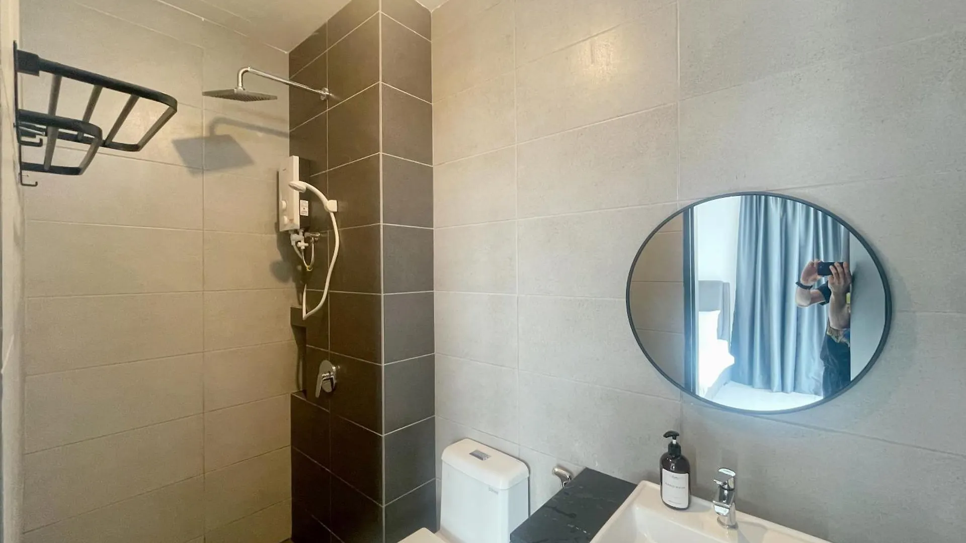 3B2R 2Carpark Tea Time Suite With Infinity Pool Jelutong Apartament